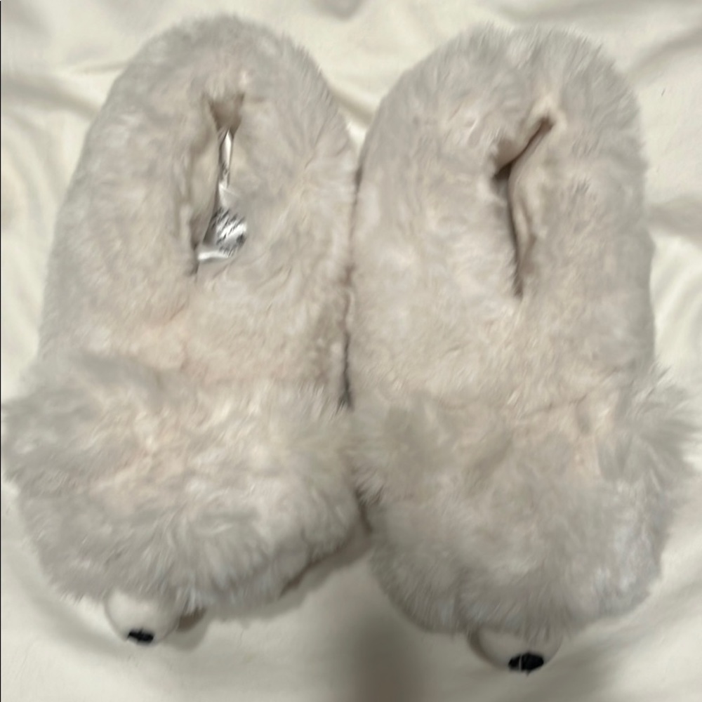 Pottery barn kids gripper slippers